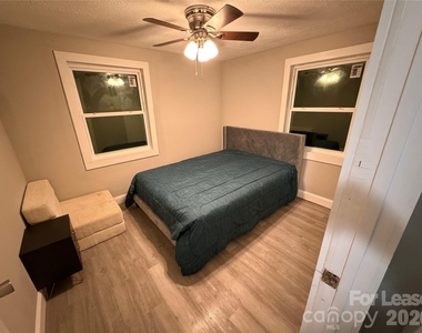 209 Brookview Road - Photo Thumbnail 8