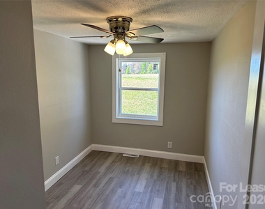 209 Brookview Road - Photo Thumbnail 14