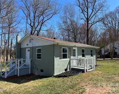 209 Brookview Road - Photo Thumbnail 18
