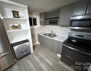 209 Brookview Road - Photo Thumbnail 25