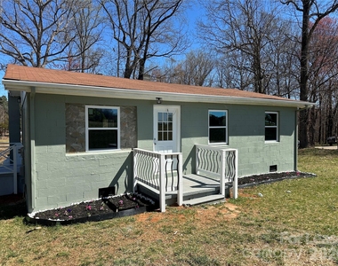 209 Brookview Road - Photo Thumbnail 1