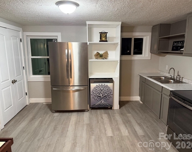 209 Brookview Road - Photo Thumbnail 28
