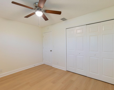 2831 N Seacrest Boulevard - Photo Thumbnail 20