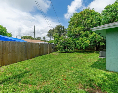 2831 N Seacrest Boulevard - Photo Thumbnail 30