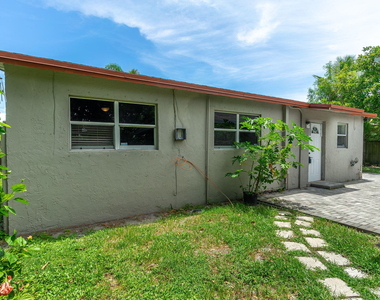 2831 N Seacrest Boulevard - Photo Thumbnail 25