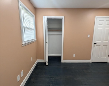 2800 Dalecrest Drive - Photo Thumbnail 22