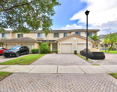 8982 Chambers Street - Photo Thumbnail 1
