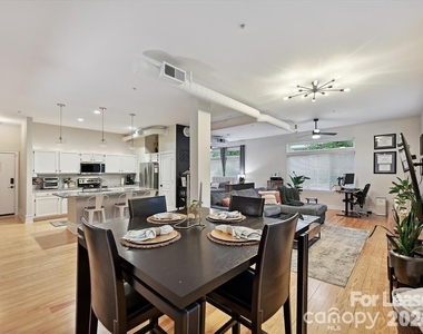 404 N Laurel Avenue - Photo Thumbnail 13