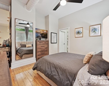 404 N Laurel Avenue - Photo Thumbnail 7