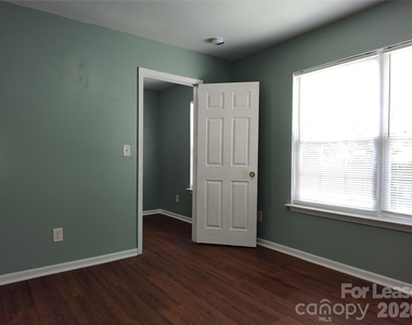 5226 Beam Lake Drive - Photo Thumbnail 14