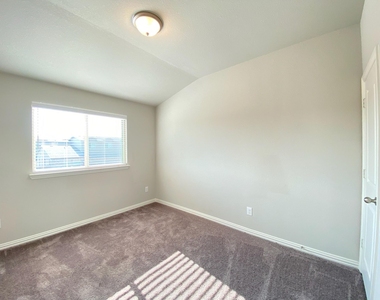 3404 Solana Circle - Photo Thumbnail 19
