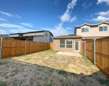 3404 Solana Circle - Photo Thumbnail 37
