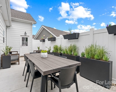 58 Walnut Springs Drive - Photo Thumbnail 37