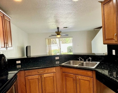 22162 Majestic Woods Way - Photo Thumbnail 5