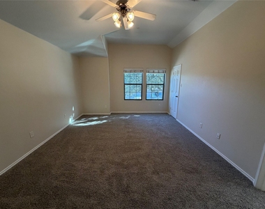1142 Landon Lane - Photo Thumbnail 21