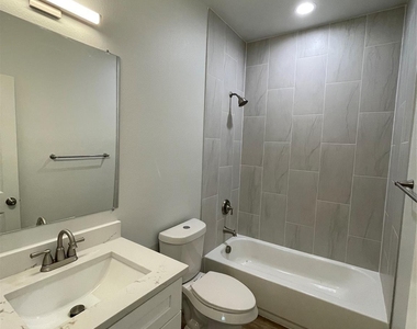 524 W Florence Street - Photo Thumbnail 11