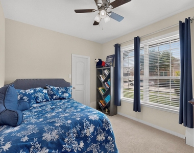 9215 Moon River Court - Photo Thumbnail 24