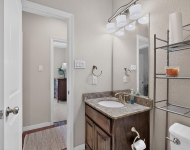 9215 Moon River Court - Photo Thumbnail 23