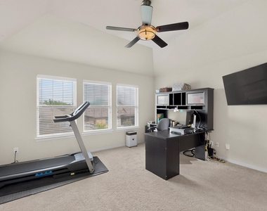 9215 Moon River Court - Photo Thumbnail 26