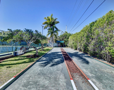 17 Royal Palm Way - Photo Thumbnail 49