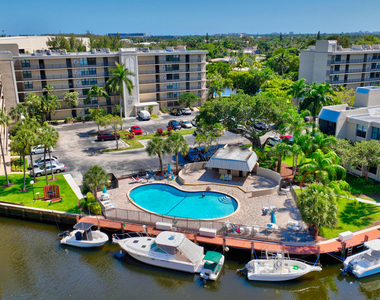 17 Royal Palm Way - Photo Thumbnail 36
