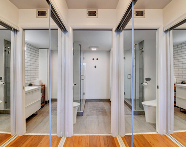 17 Royal Palm Way - Photo Thumbnail 22