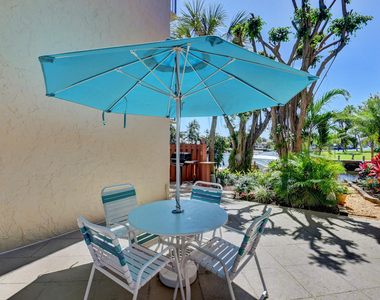 17 Royal Palm Way - Photo Thumbnail 41