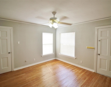 3427 Kinmore Street - Photo Thumbnail 11