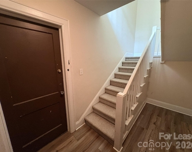 1412 Kenilworth Avenue - Photo Thumbnail 12