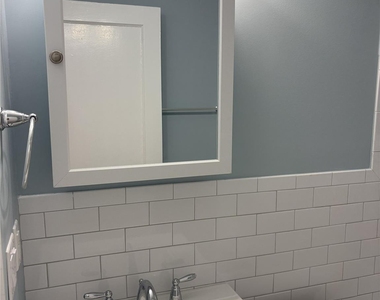 1412 Kenilworth Avenue - Photo Thumbnail 4