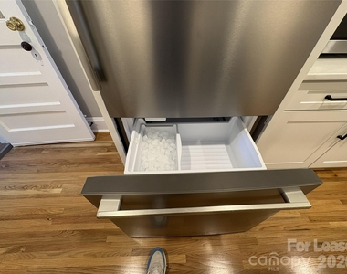 1412 Kenilworth Avenue - Photo Thumbnail 25