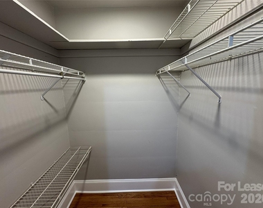 1412 Kenilworth Avenue - Photo Thumbnail 11