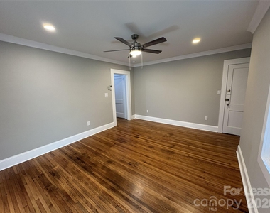 1412 Kenilworth Avenue - Photo Thumbnail 8