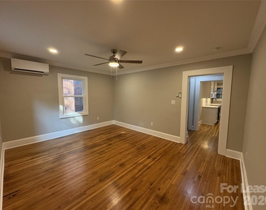 1412 Kenilworth Avenue - Photo Thumbnail 9