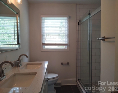 5121 Kistler Avenue - Photo Thumbnail 8