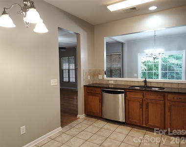 8952 Kirkley View Court - Photo Thumbnail 3
