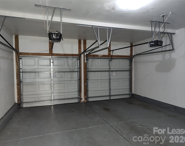 8952 Kirkley View Court - Photo Thumbnail 24