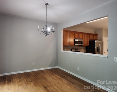 8952 Kirkley View Court - Photo Thumbnail 5