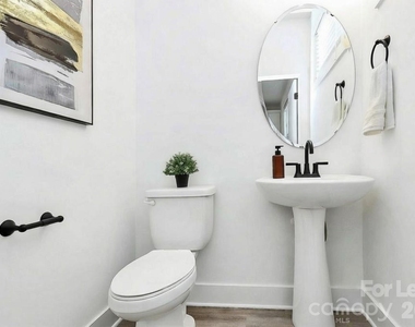 212 Nelson Avenue - Photo Thumbnail 23