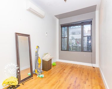 184 Suydam Street - Photo Thumbnail 8