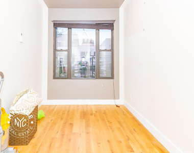 184 Suydam Street - Photo Thumbnail 9