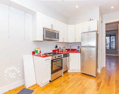 184 Suydam Street - Photo Thumbnail 2