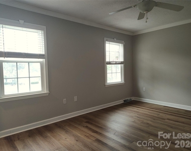 7413 Doves Nest Circle - Photo Thumbnail 14