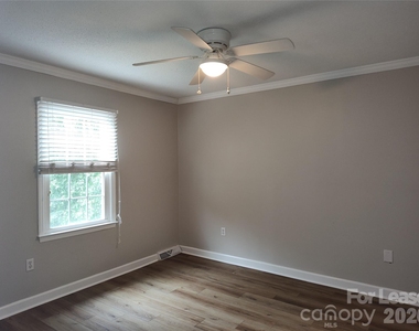7413 Doves Nest Circle - Photo Thumbnail 23
