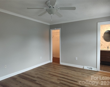 7413 Doves Nest Circle - Photo Thumbnail 15