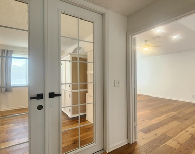 15188 Oak Chase Court - Photo Thumbnail 7