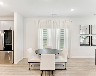 1141 Garden Grove Lane - Photo Thumbnail 7