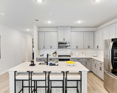 1141 Garden Grove Lane - Photo Thumbnail 5