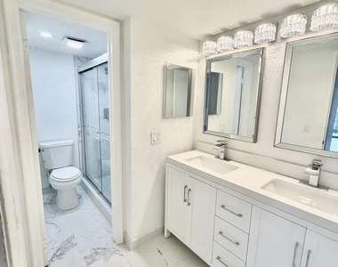3301 Spanish Moss Terrace - Photo Thumbnail 2