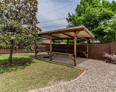 2604 Twinpost Court - Photo Thumbnail 18